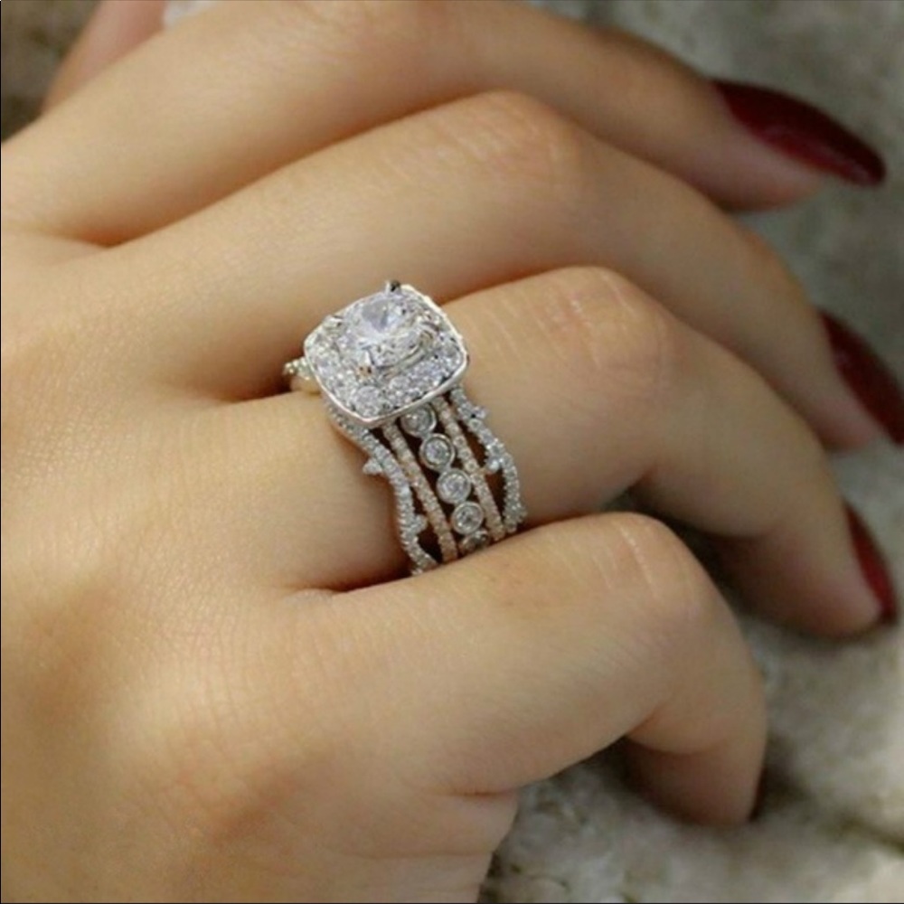 New 2 Tone 14K and .925 Princess cut stone ring - Picture 3 of 8